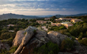  Petra Segreta Resort & Spa  Сан - Панталео